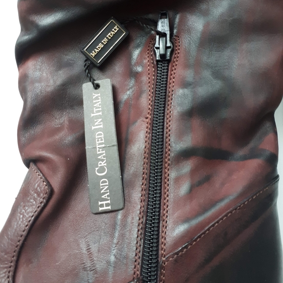 Emanuele Castro | Slouchy Knee-high Leather Boots - Picture 10 of 12